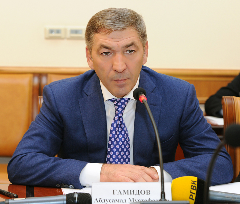 А.Гамидов встретился с бизнесменами из Бельгии и Голландии